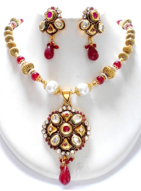 Polki Necklace Set